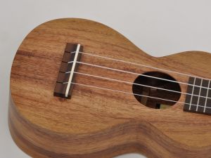 KUMALAE UkulelesコンサートサイズKCモデル